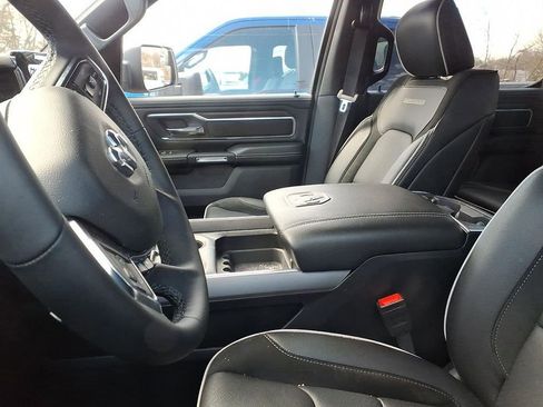 Used 2025 RAM 1500 Laramie image 6
