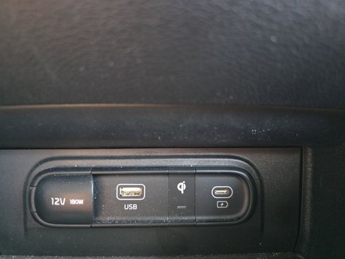 Certified 2024 Kia Sportage SX image 17