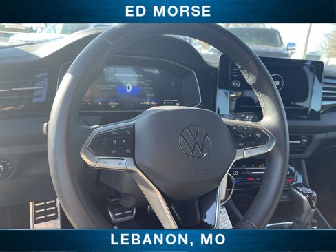 Used 2025 Volkswagen Jetta Sport image 12