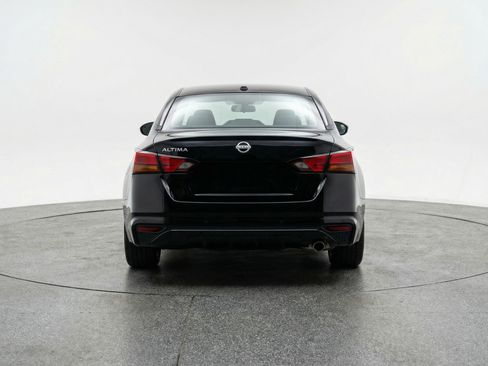 Used 2025 Nissan Altima 2.5 SV image 7