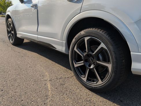 New 2025 Audi Q3 2.0T Premium image 3