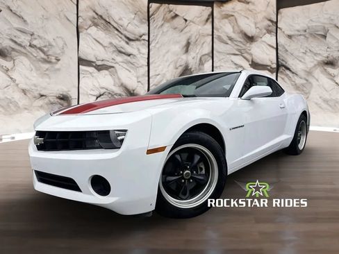 Used 2012 Chevrolet Camaro LS RWD image 12