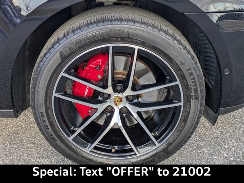 Used 2022 Porsche Macan S image 13