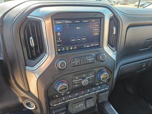 Used 2020 Chevrolet Silverado 2500 LTZ w/ LTZ Texas Edition AWD/4WD image 16