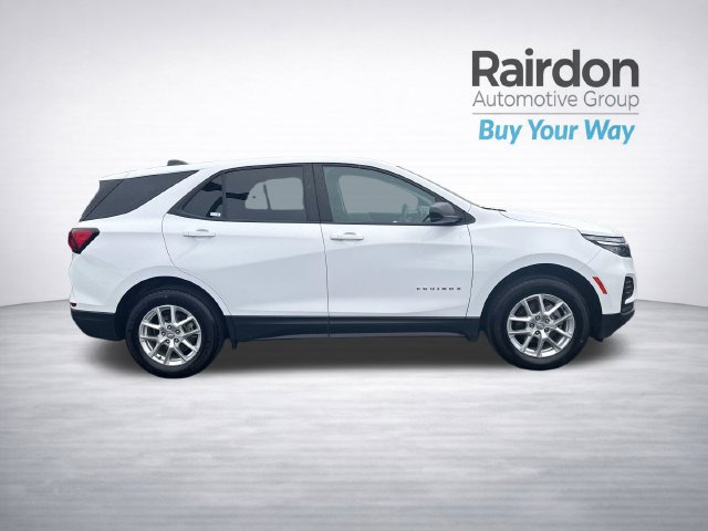 Used 2023 Chevrolet Equinox LS w/ LS Convenience Package AWD/4WD image 8