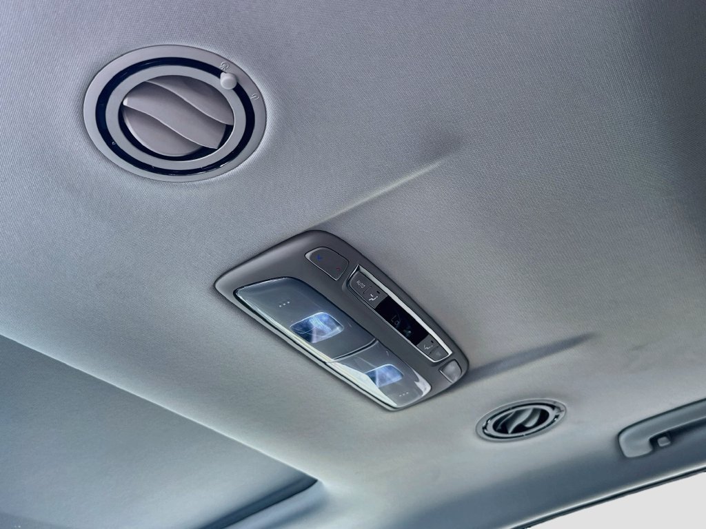 Used 2025 Kia Telluride S FWD image 27