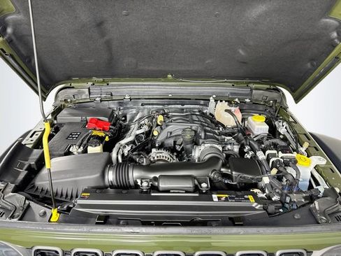 Used 2024 Jeep Wrangler Unlimited Rubicon w/ Technology Group AWD/4WD image 36