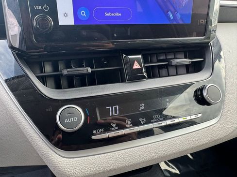 Used 2024 Toyota Corolla LE image 27