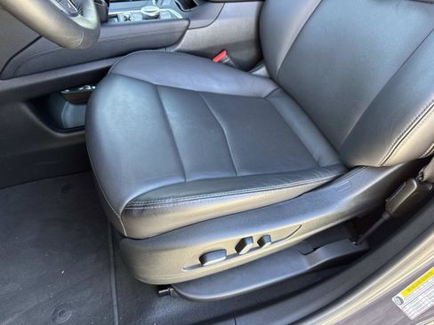 Certified 2025 Cadillac XT5 Premium Luxury image 20