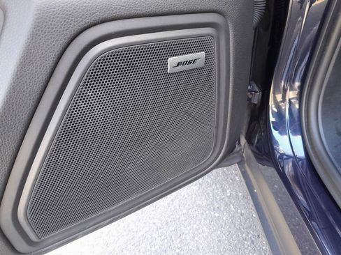 Used 2022 Porsche Macan image 12