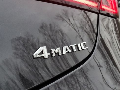 Used 2024 Mercedes-Benz CLE 300 4MATIC Coupe image 32