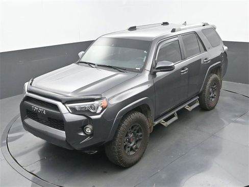 Used 2022 Toyota 4Runner SR5 image 16