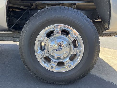 Used 2011 Ford F250 XLT w/ XLT Premium Pkg image 20