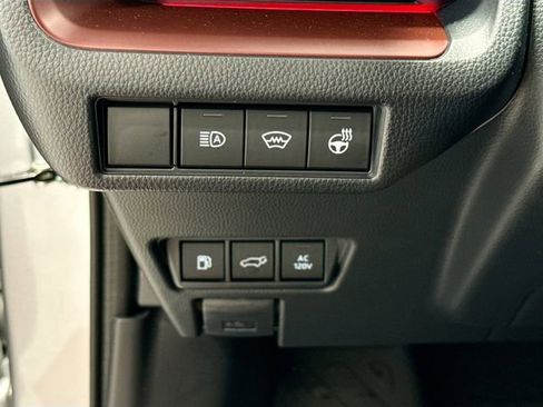 New 2024 Toyota Prius Prime Premium FWD image 9