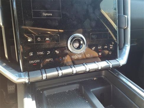 Used 2024 GMC Acadia Elevation image 22