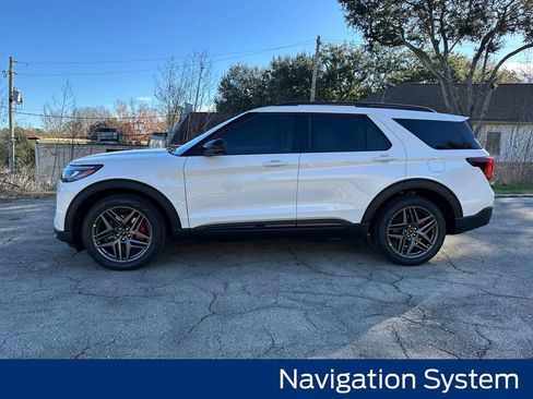 New 2026 Ford Explorer ST image 2