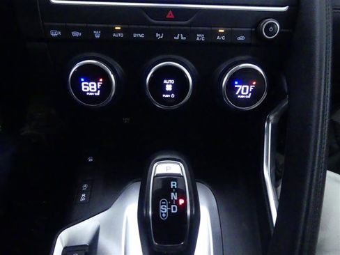 Used 2020 Jaguar E-PACE SE AWD/4WD image 15