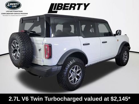 Used 2025 Ford Bronco Badlands AWD/4WD image 3