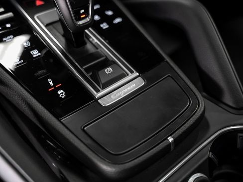 Used 2021 Porsche Cayenne Coupe image 50