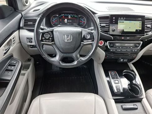 Used 2022 Honda Pilot Touring image 21