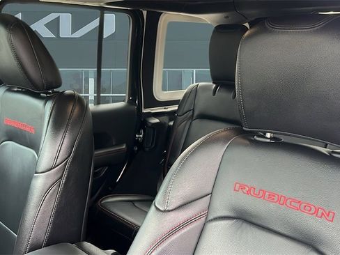 Used 2021 Jeep Wrangler Unlimited Rubicon w/ Steel Bumper Group image 10