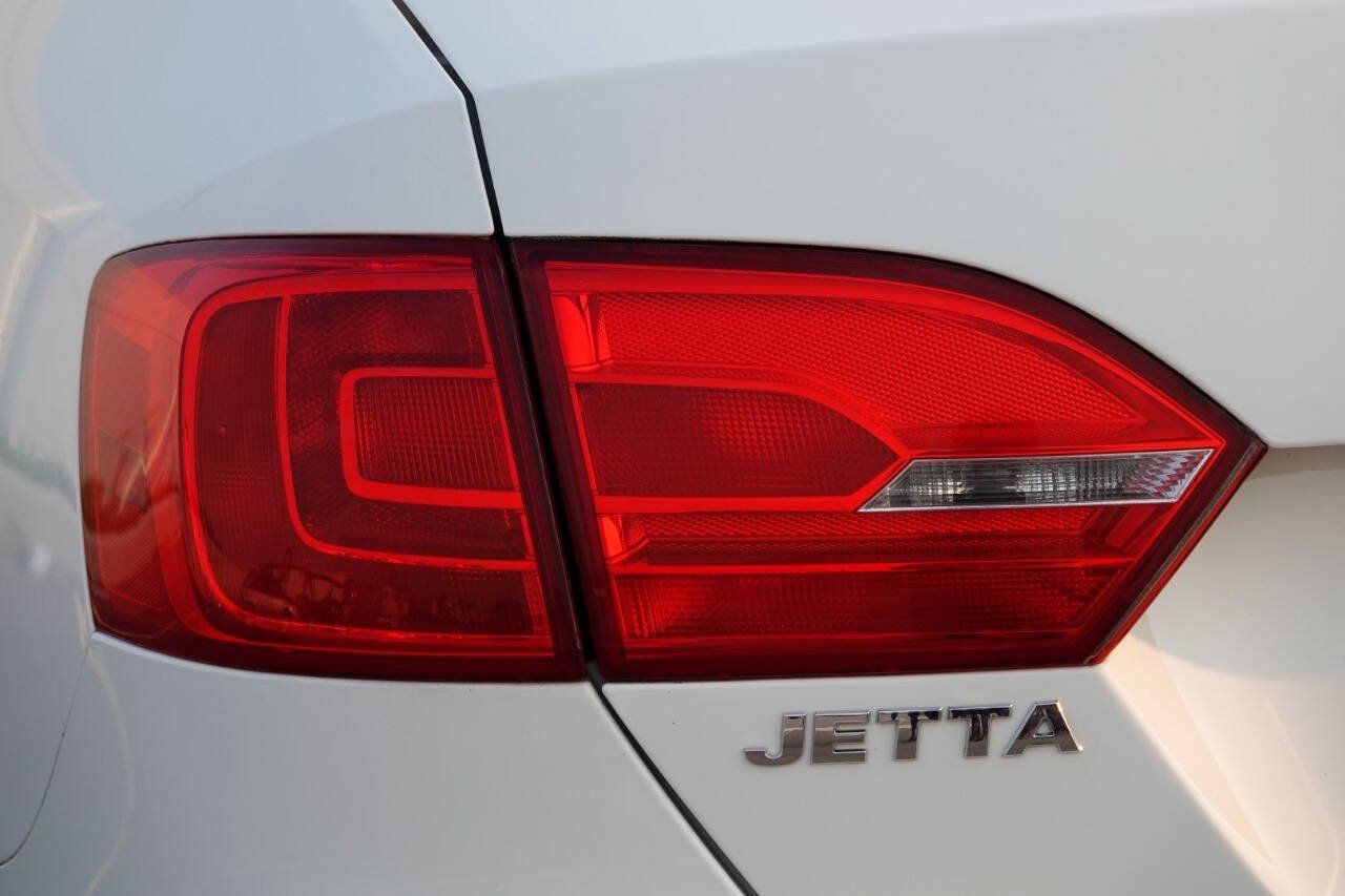 Used 2014 Volkswagen Jetta TDI FWD image 56