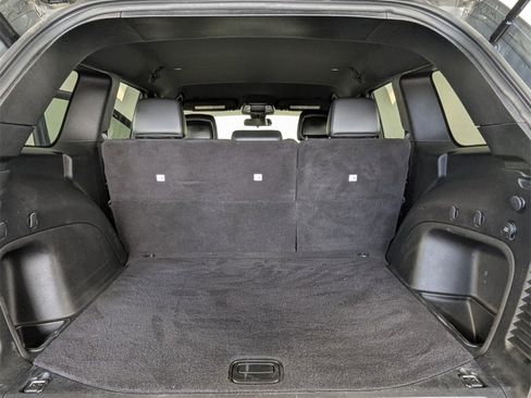 Used 2021 Jeep Grand Cherokee Laredo X image 23