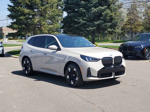 New 2026 BMW X3 xDrive30 w/ Premium Package AWD/4WD image 4