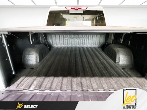 Used 2024 GMC Sierra 1500 Denali AWD/4WD image 31