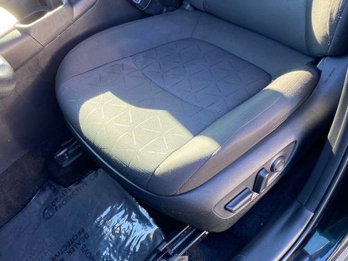 Used 2024 Toyota RAV4 XLE image 23