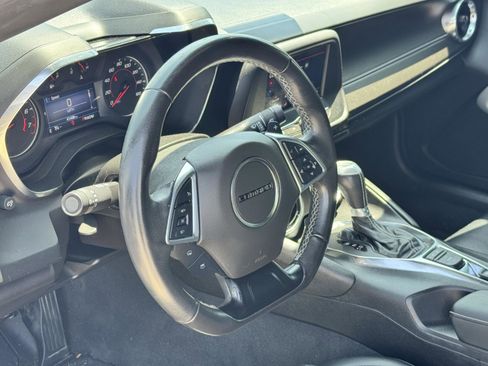 Used 2021 Chevrolet Camaro LT RWD image 11