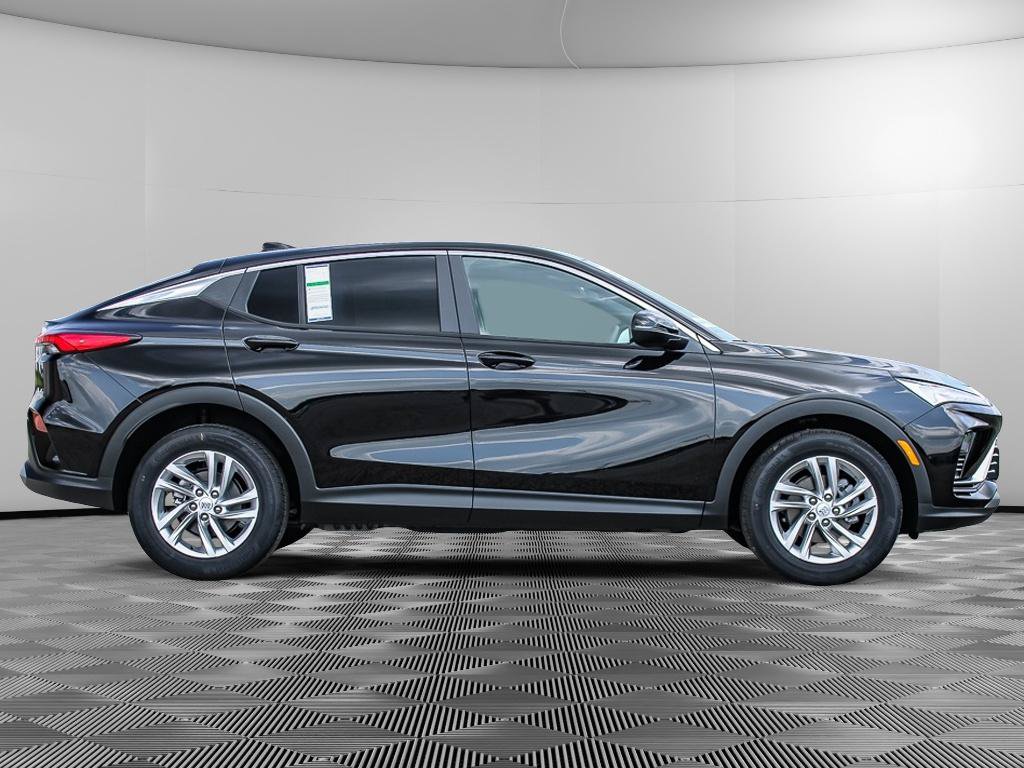 New 2026 Buick Envista Preferred FWD image 2