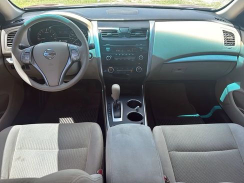 Used 2015 Nissan Altima 2.5 S w/ Power Driver Seat Package FWD image 8