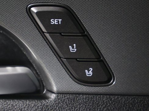 Used 2023 Hyundai Santa Fe Calligraphy image 42