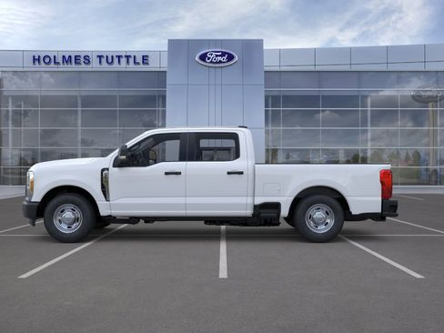 New 2026 Ford F250 XL RWD image 3