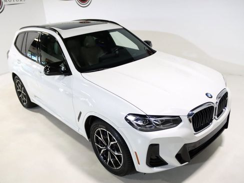 Used 2023 BMW X3 M40i w/ Premium Package image 7