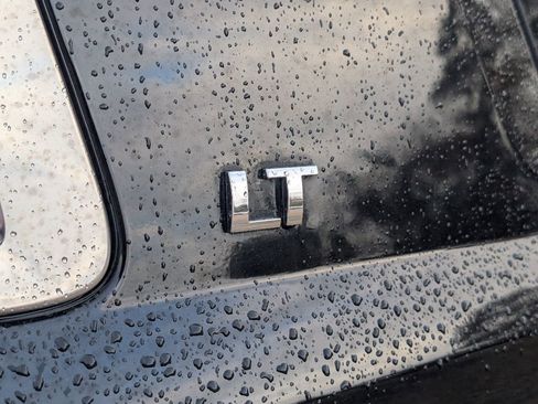 Used 2015 Chevrolet Tahoe LT image 7