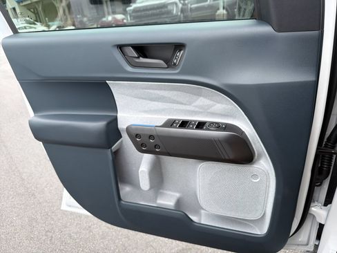 New 2026 Ford Maverick XLT w/ XLT Luxury Package FWD image 19