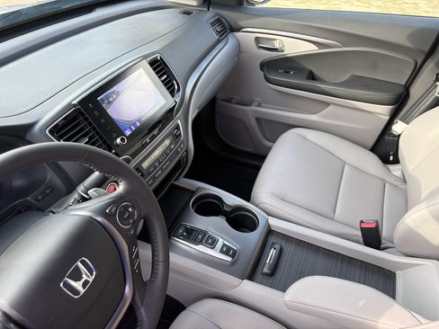 Certified 2023 Honda Ridgeline RTL image 17