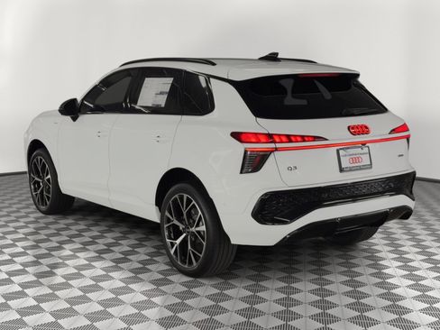 New 2026 Audi Q3 quattro 2.0T image 3