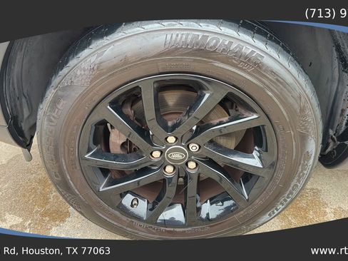 Used 2018 Land Rover Discovery Sport HSE image 14