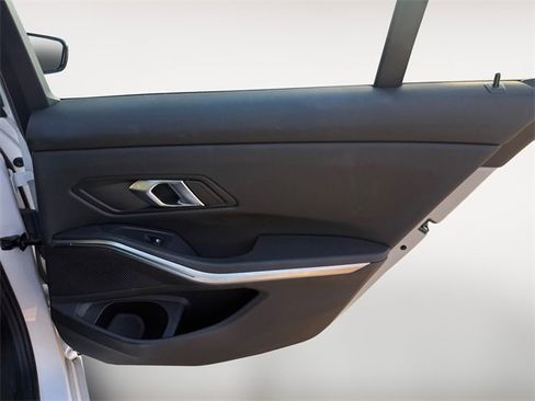 Used 2024 BMW 330i xDrive Sedan image 28