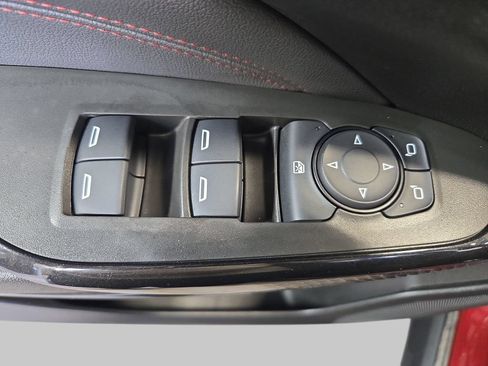 Used 2024 Chevrolet Trax RS w/ Driver Confidence Package FWD image 30