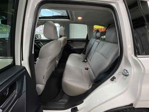 Used 2016 Subaru Forester 2.5i Limited w/ Popular Package #1 AWD/4WD image 19