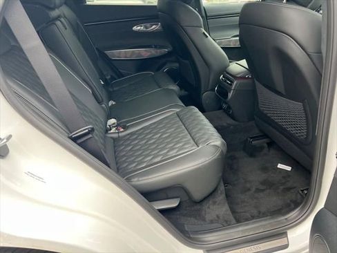 New 2025 Genesis GV70 3.5T Sport w/ Sport Advanced Package AWD/4WD image 15