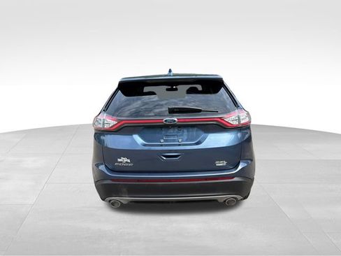 Used 2018 Ford Edge SEL AWD/4WD image 4