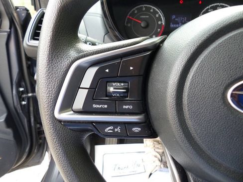 Used 2019 Subaru Impreza 2.0i AWD/4WD image 24