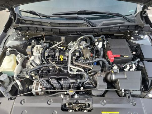 Used 2021 Nissan Altima 2.5 SR FWD image 39