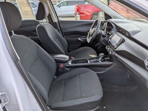 Used 2023 Nissan Kicks SV image 33