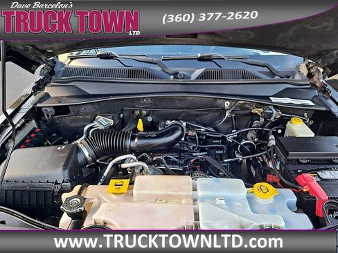 Used 2012 Jeep Liberty Sport image 12